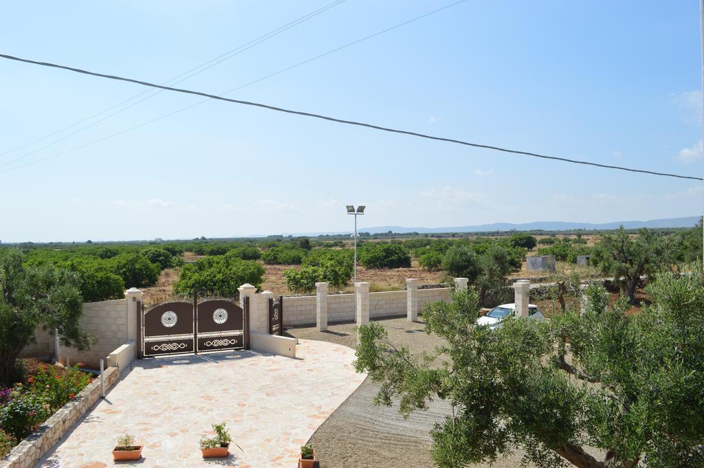 Le Terrazze Miramare B&B Torre Canne Eksteriør billede