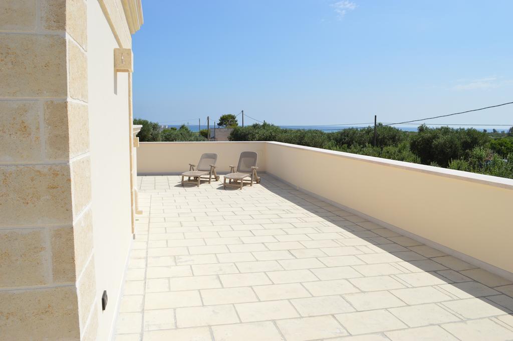 Le Terrazze Miramare B&B Torre Canne Eksteriør billede