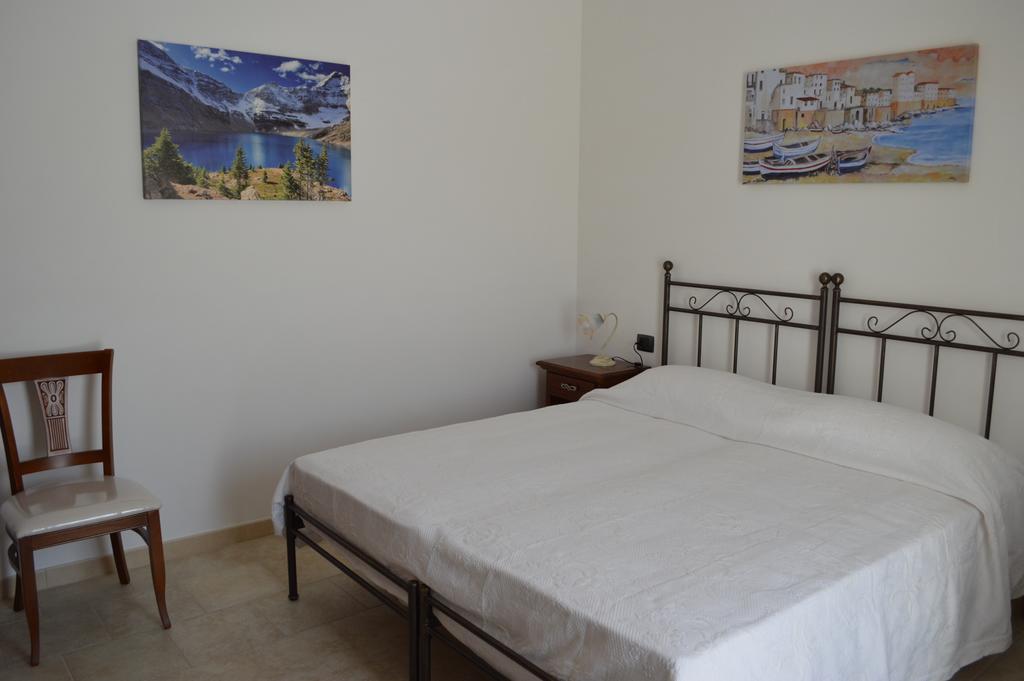 Le Terrazze Miramare B&B Torre Canne Værelse billede