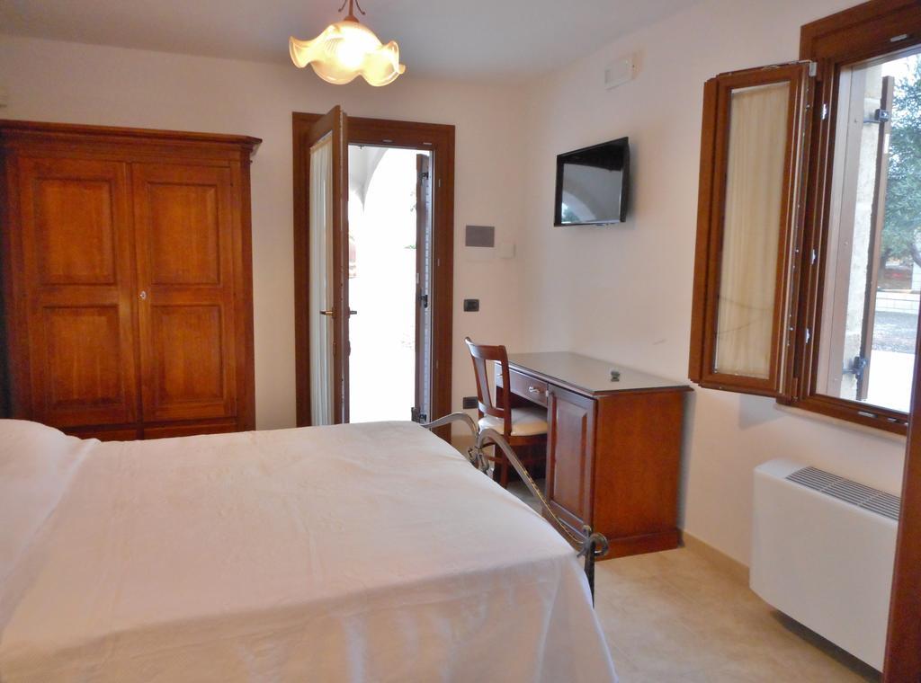 Le Terrazze Miramare B&B Torre Canne Eksteriør billede
