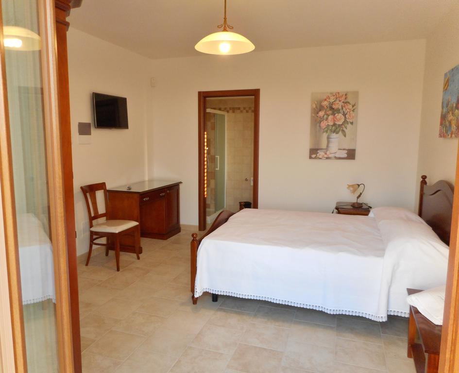 Le Terrazze Miramare B&B Torre Canne Værelse billede