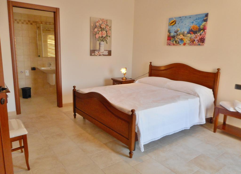 Le Terrazze Miramare B&B Torre Canne Værelse billede